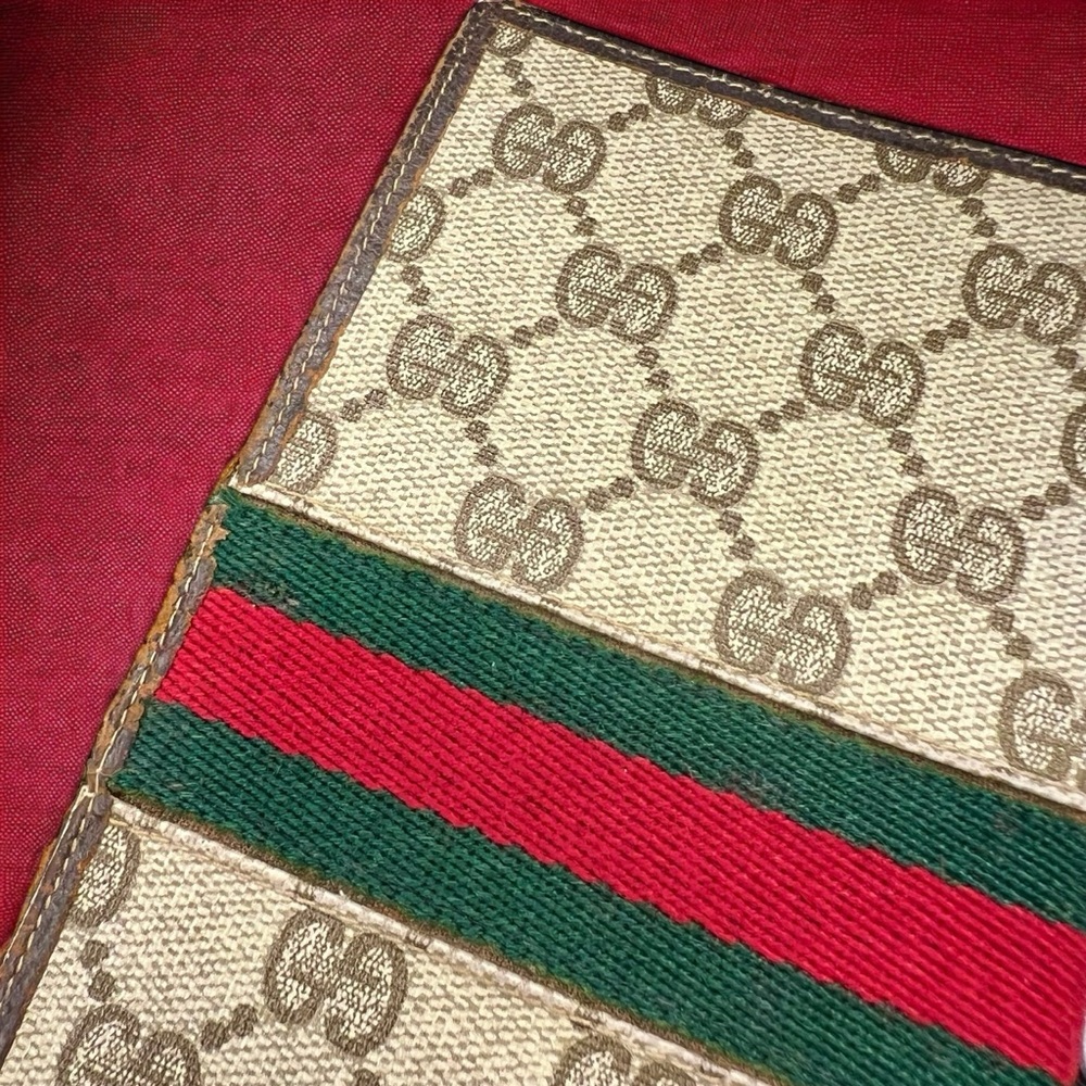 70’s Gucci Red & Green Stripe on Beige Gucci Logo Coated Canvas & Brown Leather - Picture 10 of 14
